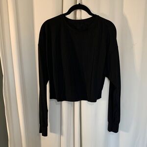 lululemon athletica Black Long Sleeve Cropped Top
